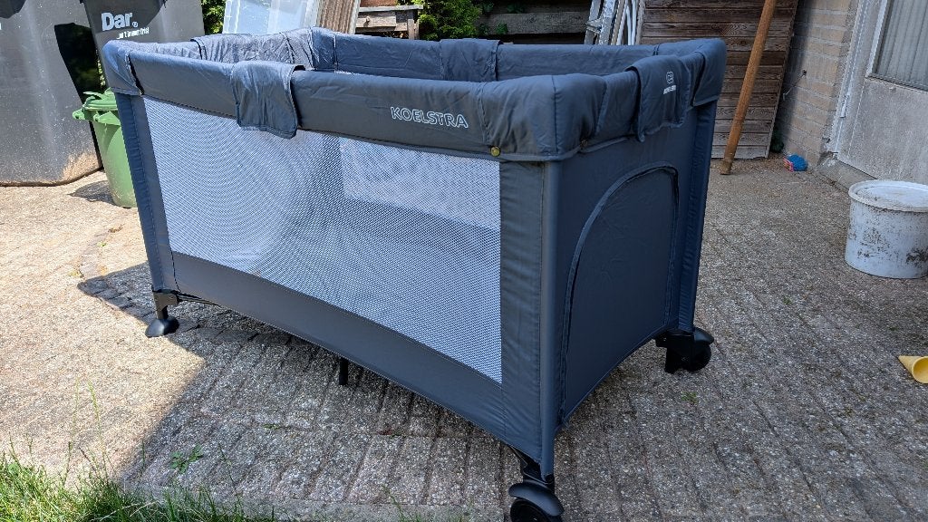 Koelstra camping bedje antraciet, Ophalen, Gebruikt, Reisbedje