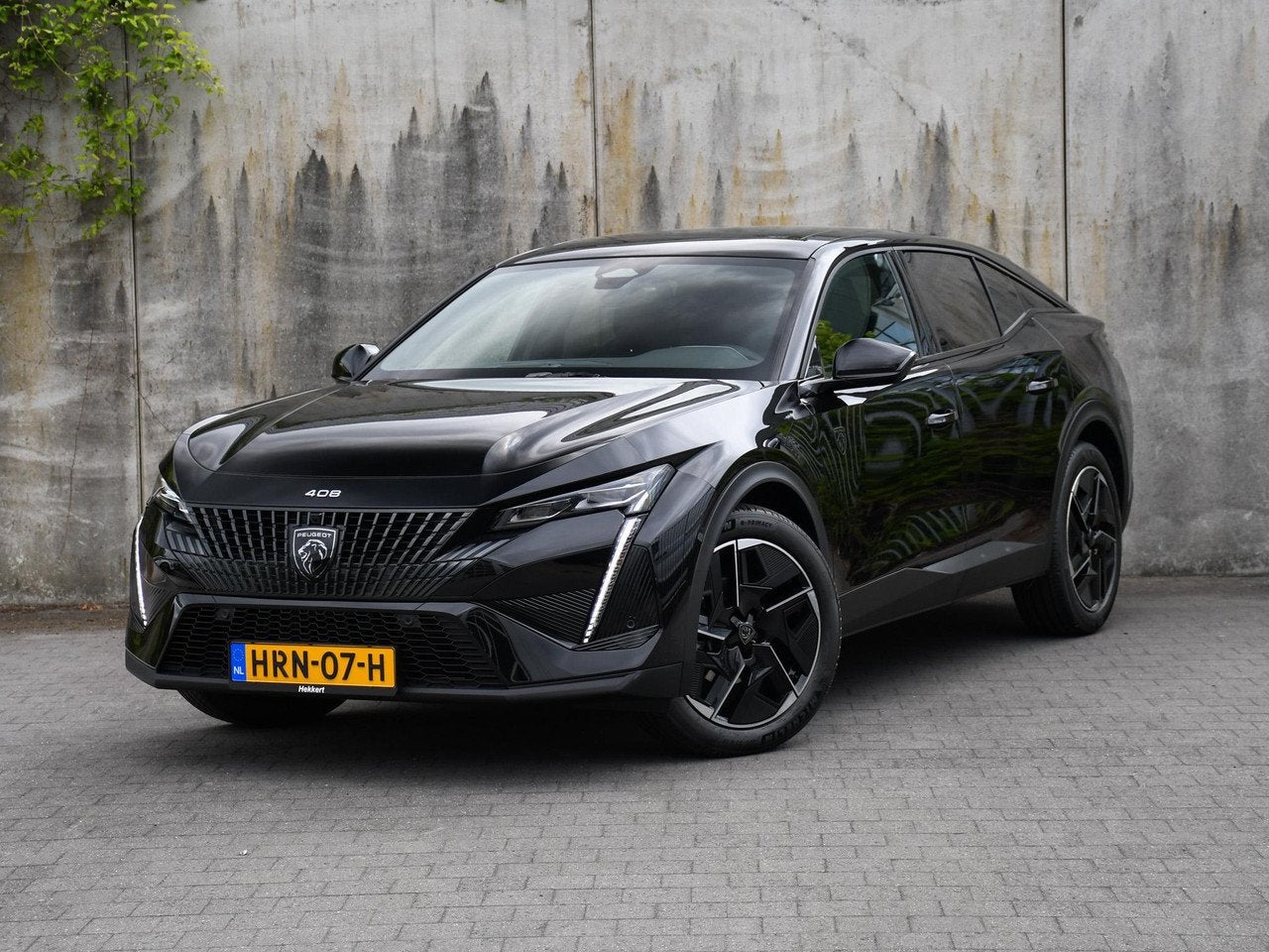 Peugeot 408 GT 1.2 PureTech 130pk Automaat DODE HOEK | 19''L, Automaat, Parkeersensor, Gebruikt, 1199 cc