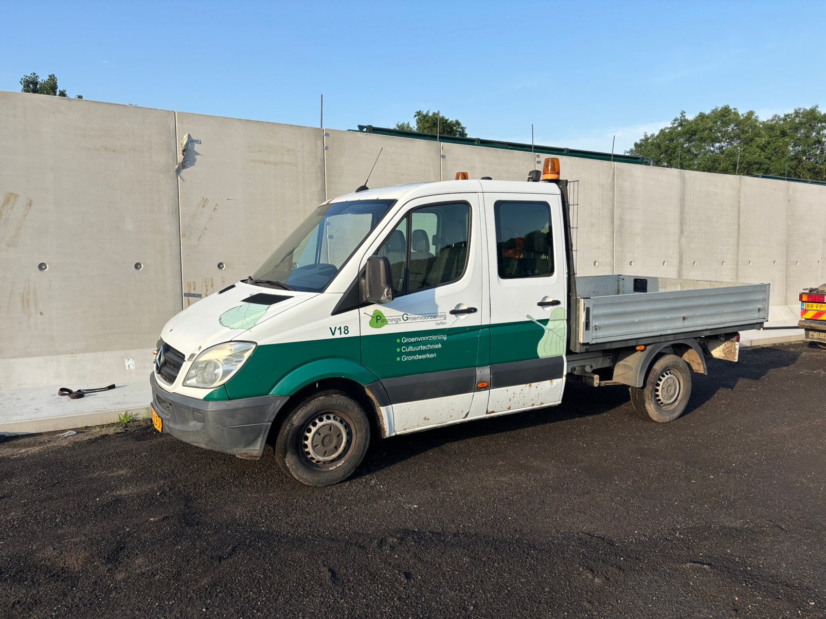 2x Mercedes-Benz Mercedes-benz 2008 pickup, Auto's, 13 km/l, 7 stoelen, Wit, Mercedes-Benz