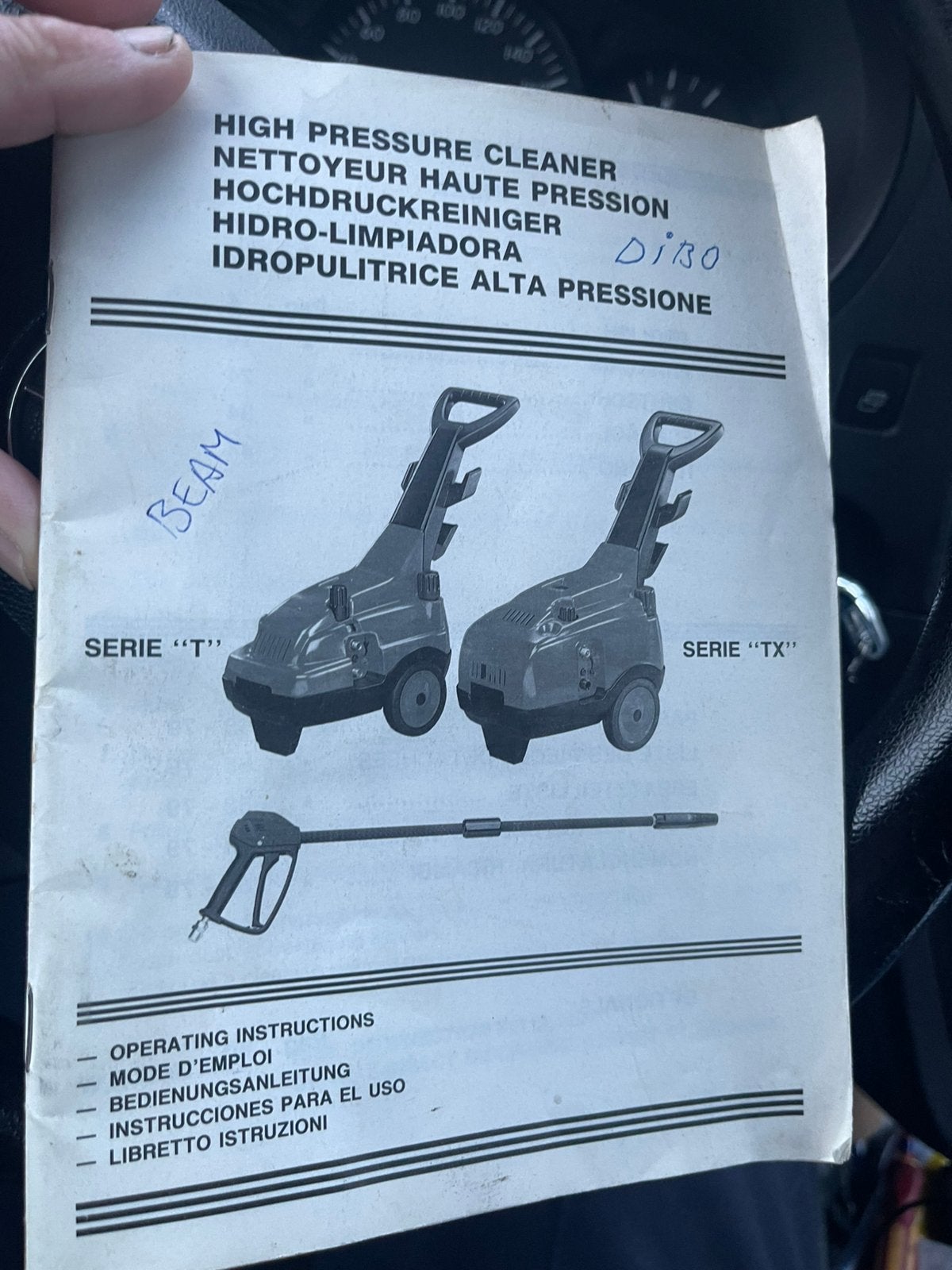 Hogedrukreiniger 220 volt.