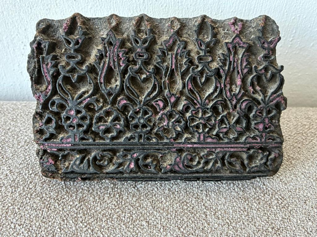 Oude batik stemel India, Ophalen