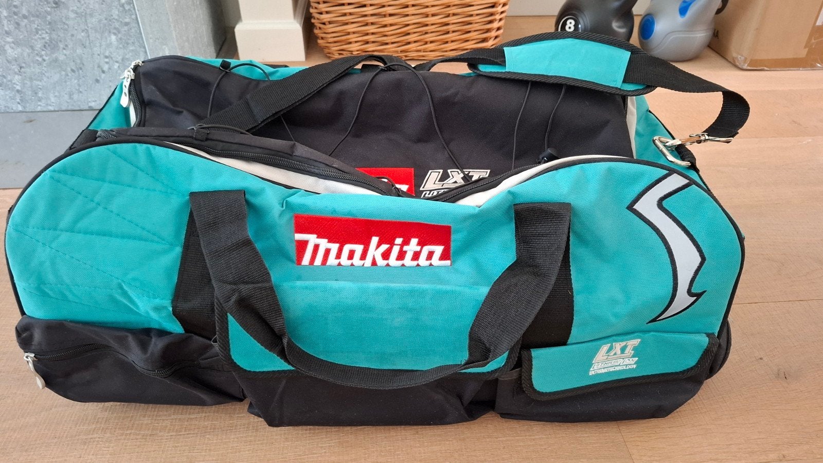 Makita gereedschapstas op wielen - Zo goed als nieuw, Ophalen of Verzenden, Zo goed als nieuw, Overige kleuren