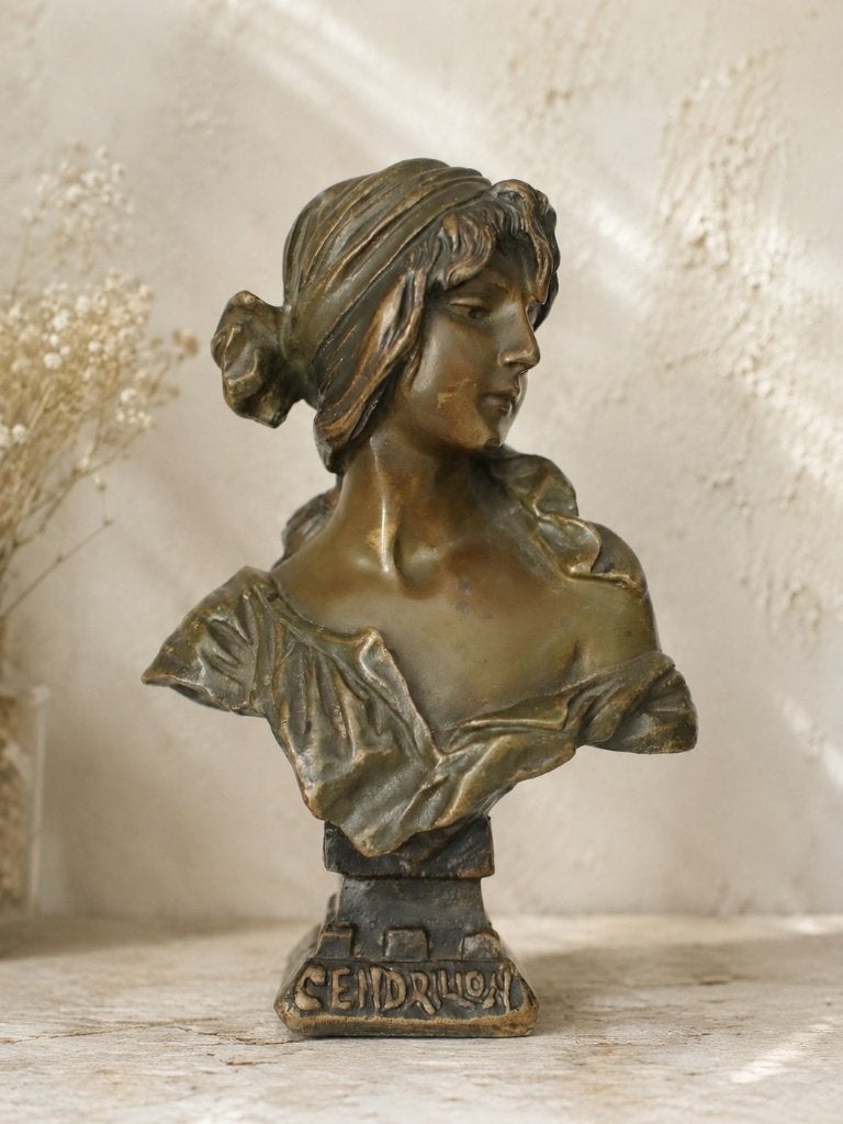 Franse Art Nouveau bronzen buste 'Cendrillon' Villanis, Antiek en Kunst, Ophalen, Minder dan 20 cm, Gemerkt, Brons