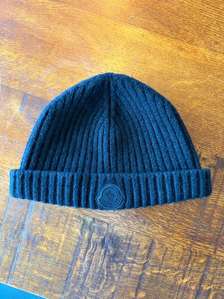 Moncler muts, Kleding | Heren, Mutsen, Sjaals en Handschoenen, Ophalen of Verzenden, Zo goed als nieuw, Overige maten, Muts