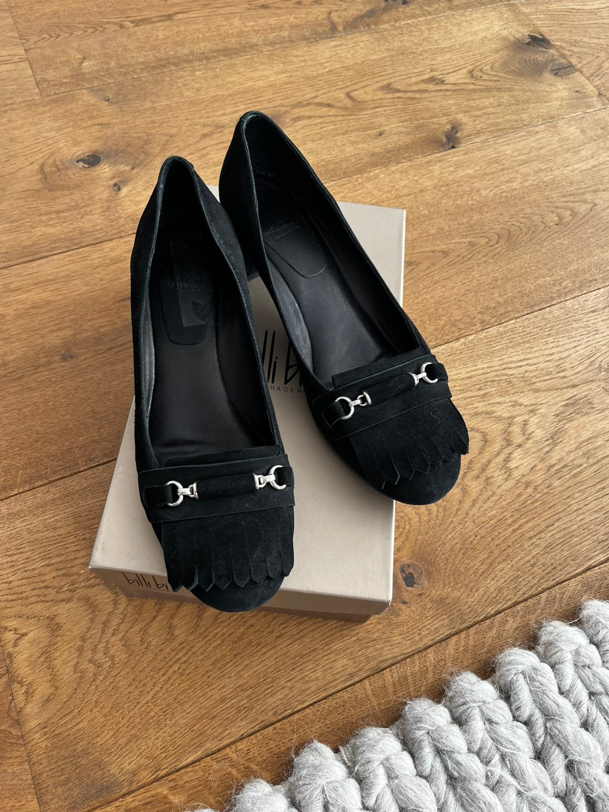 NIEUW! Mooie zwarte Billi Bi suède pumps maat 40!, Kleding | Dames, Pumps, Verzenden, Zwart, Nieuw