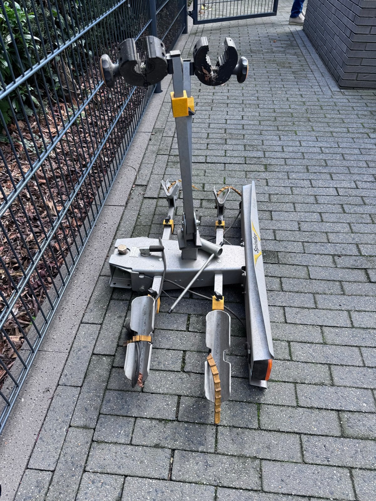Spinder Falcon fietsendrager voor 2 fietsen, Auto diversen, Fietsendragers, Ophalen, 2 fietsen, Gebruikt, Trekhaakdrager