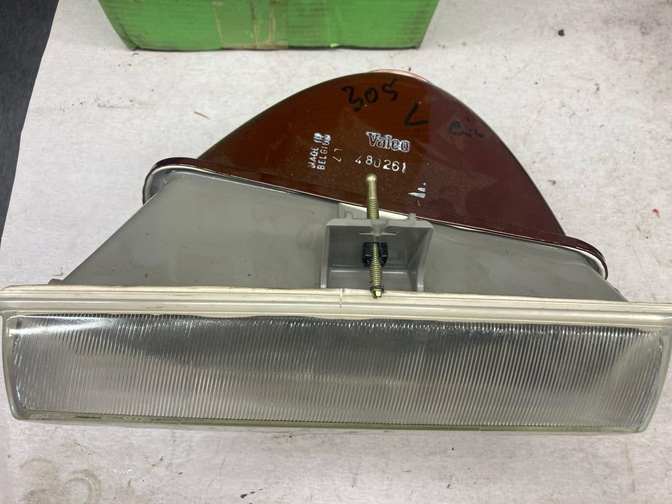 Nieuwe koplamp Peugeot 305 Valeo Cibie, Auto-onderdelen, Ophalen of Verzenden, Nieuw, Peugeot