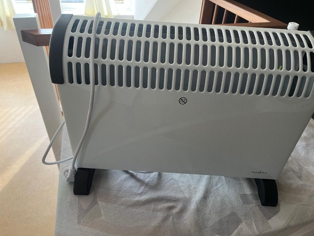 Verwarming, convector bijverwarming, Doe-het-zelf en Verbouw, Verwarming en Radiatoren, Ophalen, 30 tot 80 cm, Radiator, Zo goed als nieuw