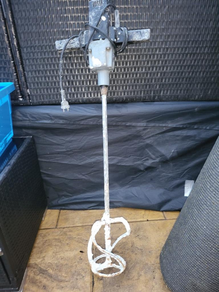 Robuuste cementmixer / verfmenger, Doe-het-zelf en Verbouw, Gereedschap | Overige machines, Ophalen, Gebruikt
