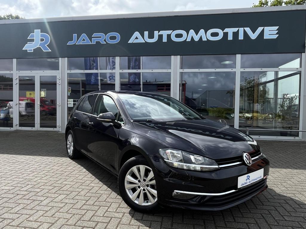 Volkswagen Golf 1.0 TSI Comfortline | AUTOMAAT | ACC | Apple, Auto's, Volkswagen, Stof, Gebruikt, 620 kg, Zwart
