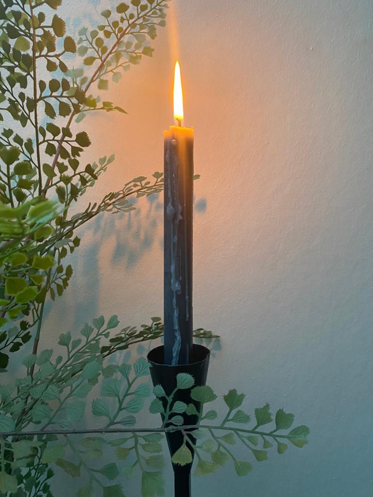 Grote smeedijzeren kandelaar!, Huis en Inrichting, Woonaccessoires | Kandelaars en Kaarsen, 50 tot 75 cm, Zwart, Ophalen of Verzenden