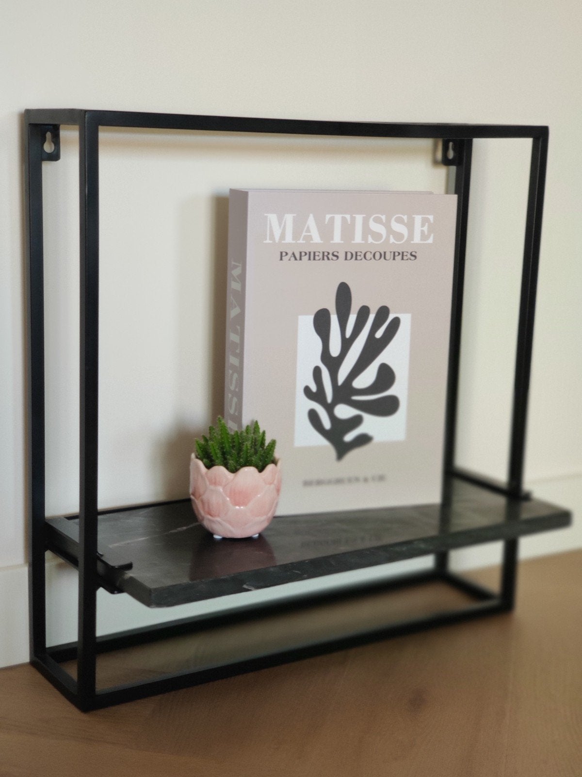 Wanddecoratie / Wandplank Zwart Metaal met Marmerlook, Ophalen, Zo goed als nieuw