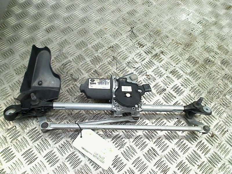 Ruitenwisser Mech + Motor 4 serie Gran Coupe (F36) 2016, Gebruikt, Petuelring 130, München 80809, , Duitsland, BMW, Bayerische Motoren Werke AG