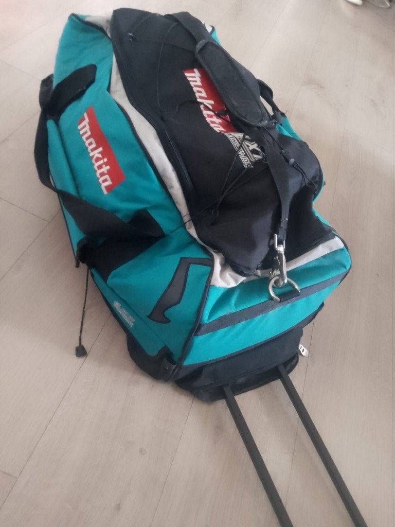 Zeer handige Makita Gereedschapstas met wieltjes, Ophalen, Zo goed als nieuw