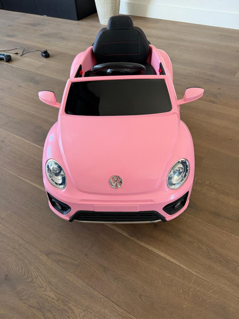 Roze Volkswagen Kever elektrische kinderauto met afstandsbed, Ophalen, Gebruikt
