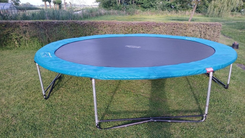 trampoline Berg 430, Ophalen