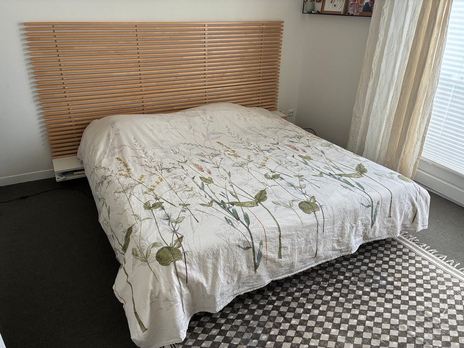 Tweepersoons bed met elektrisch verstelbare lattenbodems, Wit, Dekbedovertrek, Tweepersoons, Ophalen of Verzenden