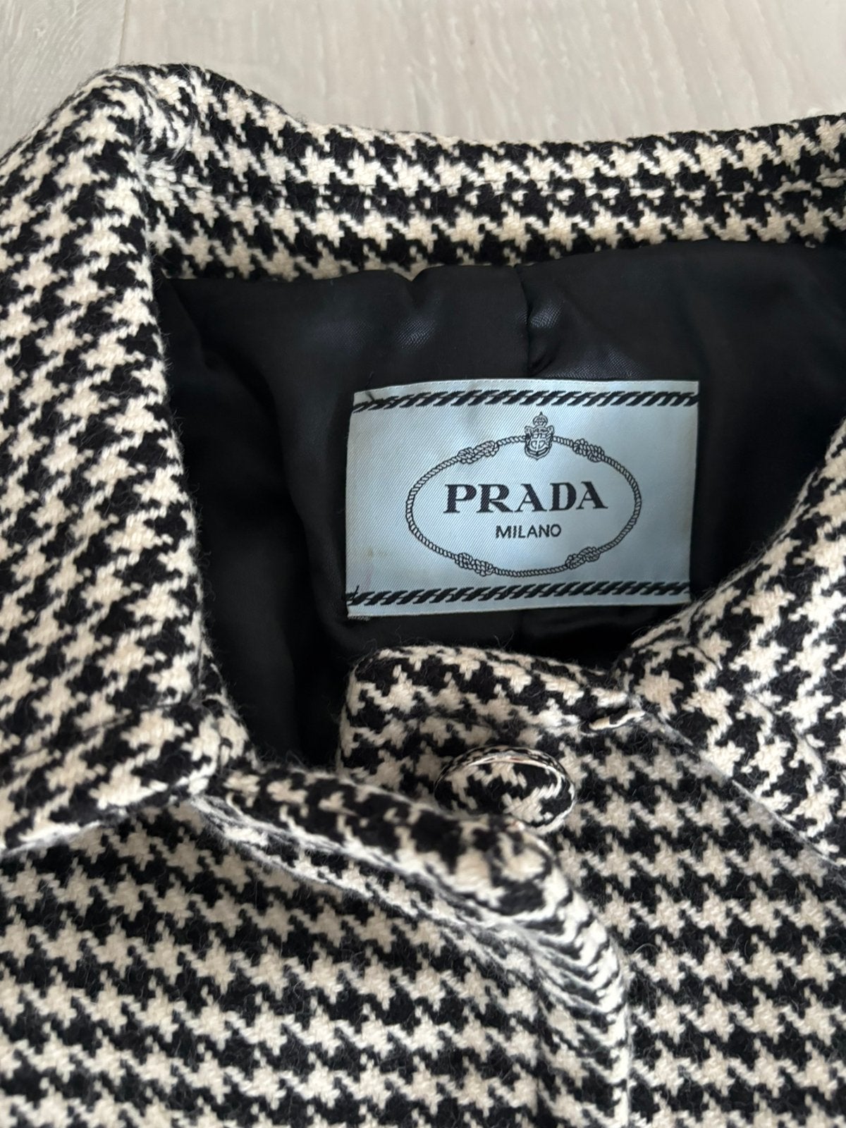 Prada Pied de Poule Mantel 38 / M, Ophalen of Verzenden, Zo goed als nieuw, Maat 38/40 (M), Zwart