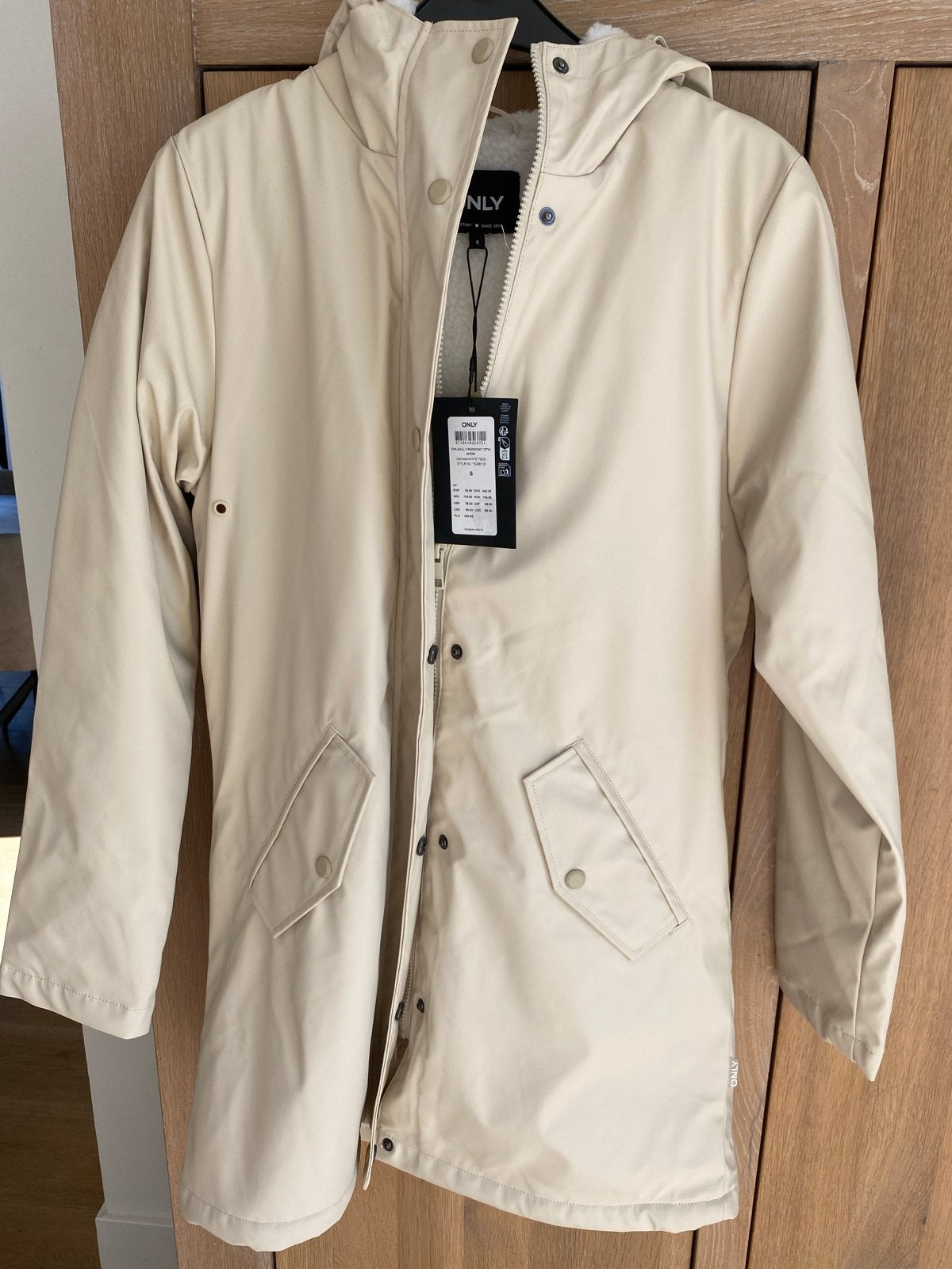 Only regenjas teddyvoering - Maat S nieuw met prijskaartje, Ophalen of Verzenden, Nieuw, Maat 36 (S), Beige