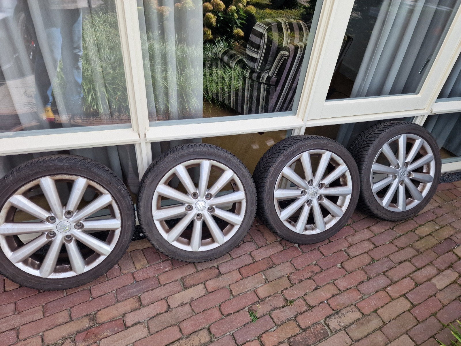 Suzuki Swift Sport velgen met Vredestein winterbanden, Ophalen, Gebruikt, Banden en Velgen, 17 inch