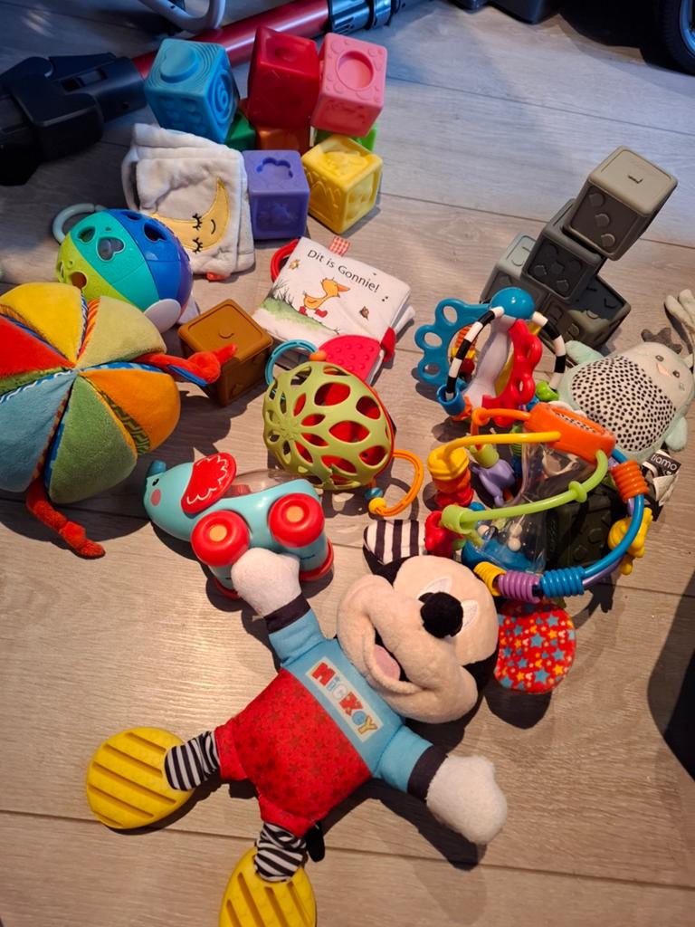 Baby speelgoed pakket – diverse speeltjes – goede staat, Ophalen of Verzenden, Overige typen