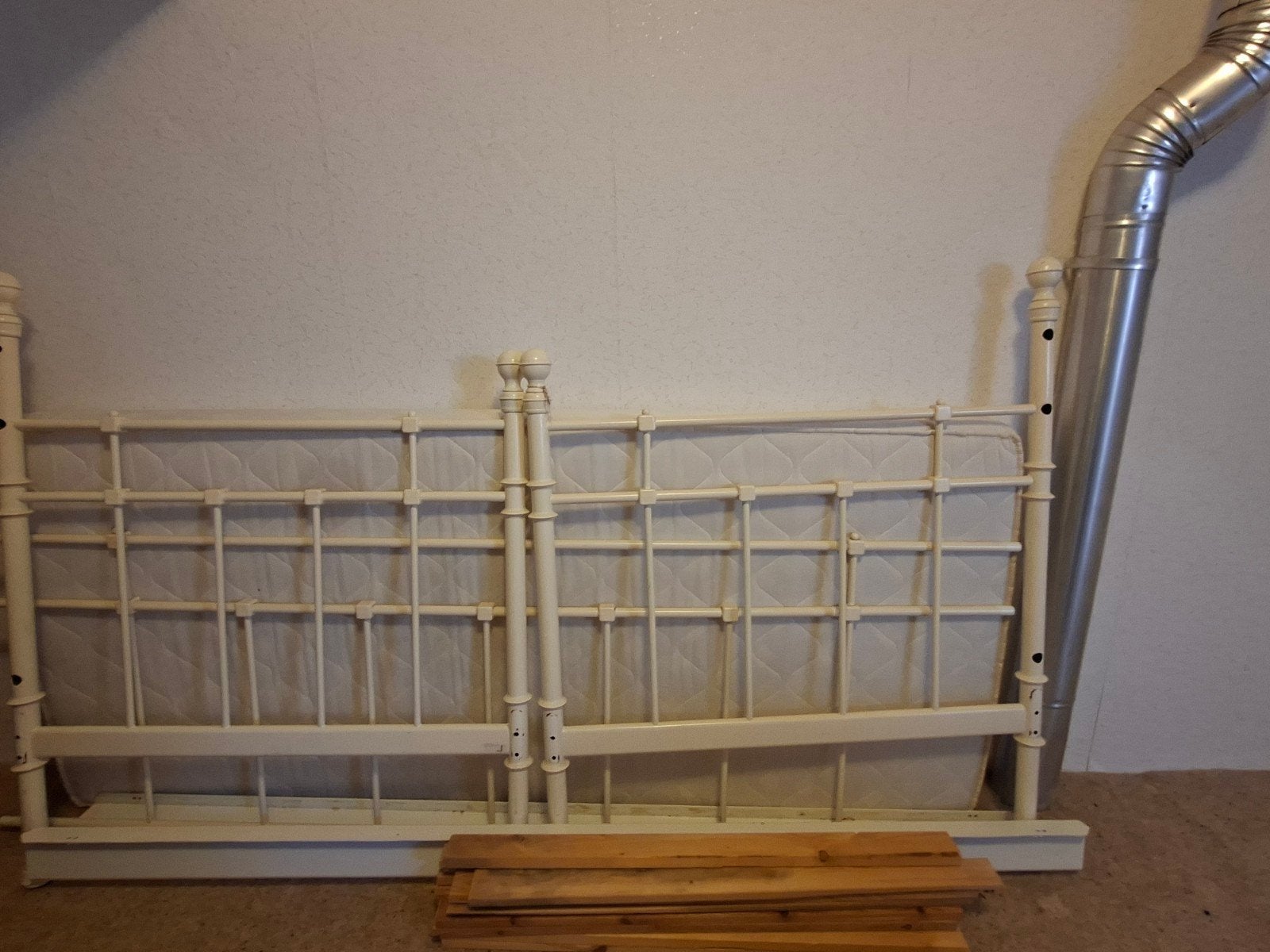 1-persoons metalen bed, Ophalen, Gebruikt, 90 cm, Eenpersoons