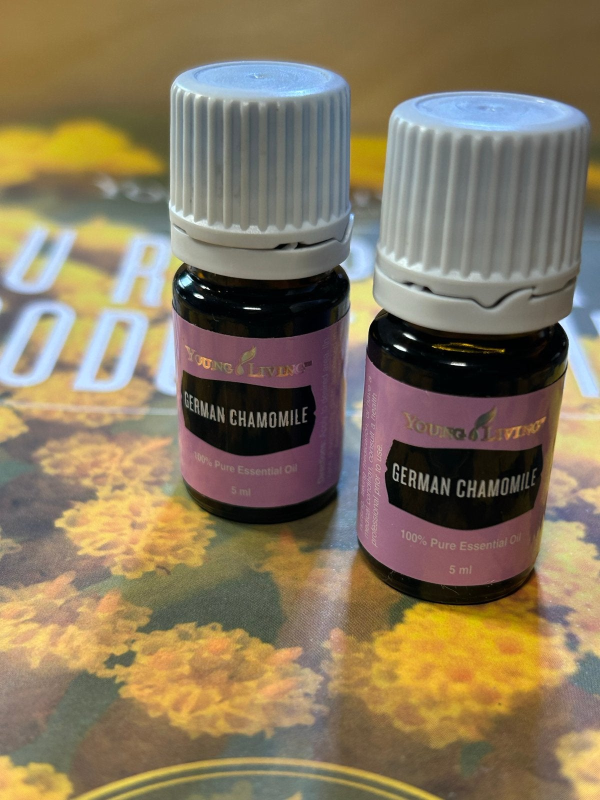 Young Living Duitse Kamille Essentiële Olie - 5 ml 2 flesjes, Ophalen of Verzenden, Nieuw, Overige typen