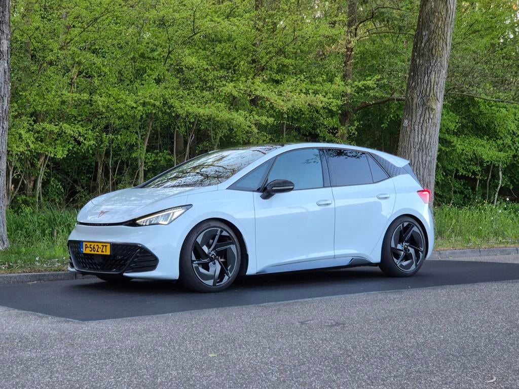 Cupra Born Copper One Edition 204pk VOL! SOH 91%, Auto's, Cupra, Automaat, Achterwielaandrijving, Wit, Elektrisch