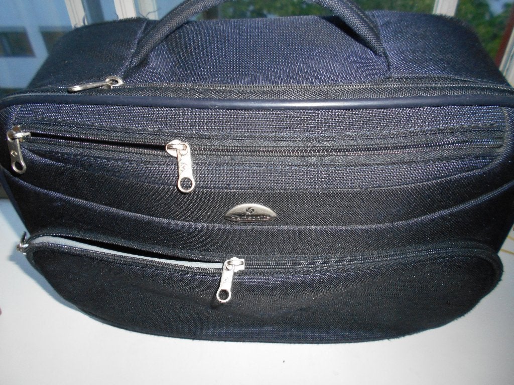 Samsonite (werk)tas, ietsje beschadigd, slechts 3,50., Computers en Software, Laptoptassen, Gebruikt, 17 inch of meer, Aktetas