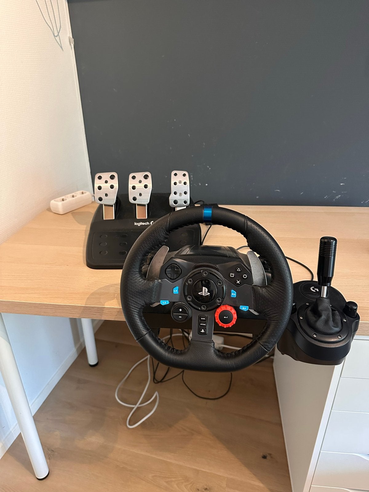 Logitech G29 Racestuur met Pedalen en Shifter voor PlayStati, Racestuur, Gebruikt, Force feedback, Logitech