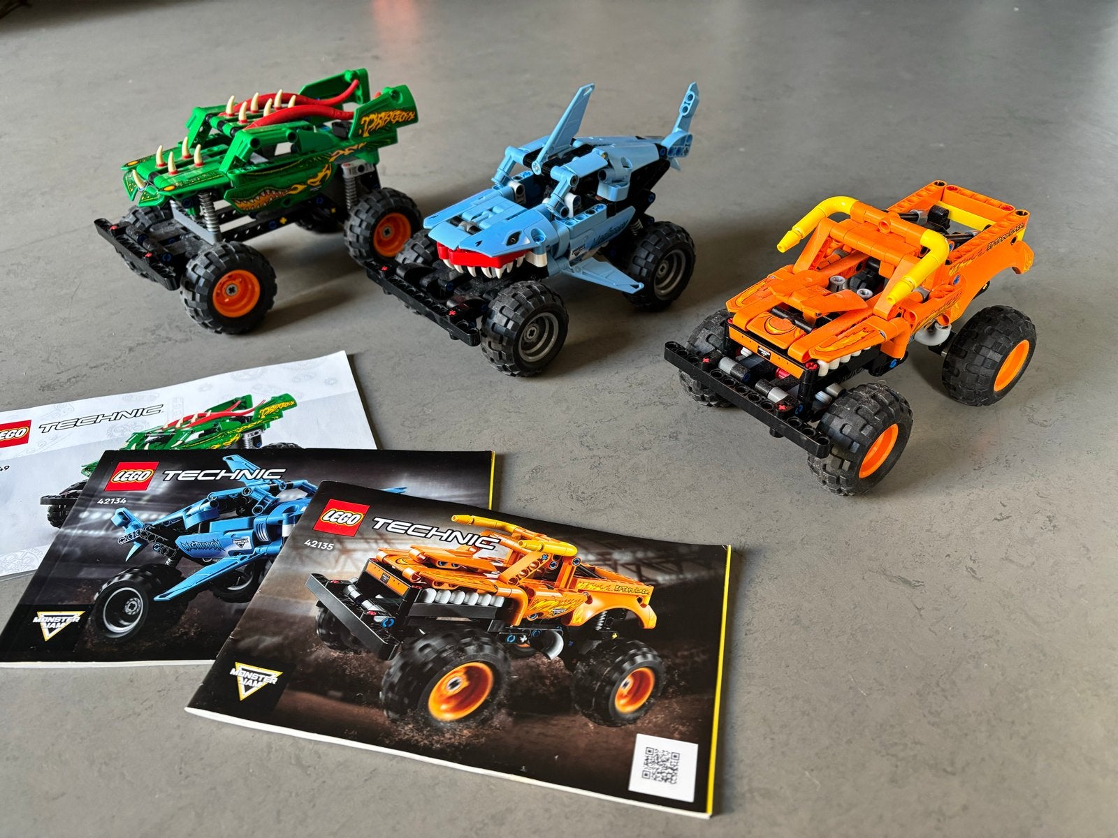 Lego Technic Monster Jam trucks (3 stuks) met boekjes, Gebruikt, Lego, Ophalen of Verzenden, Complete set