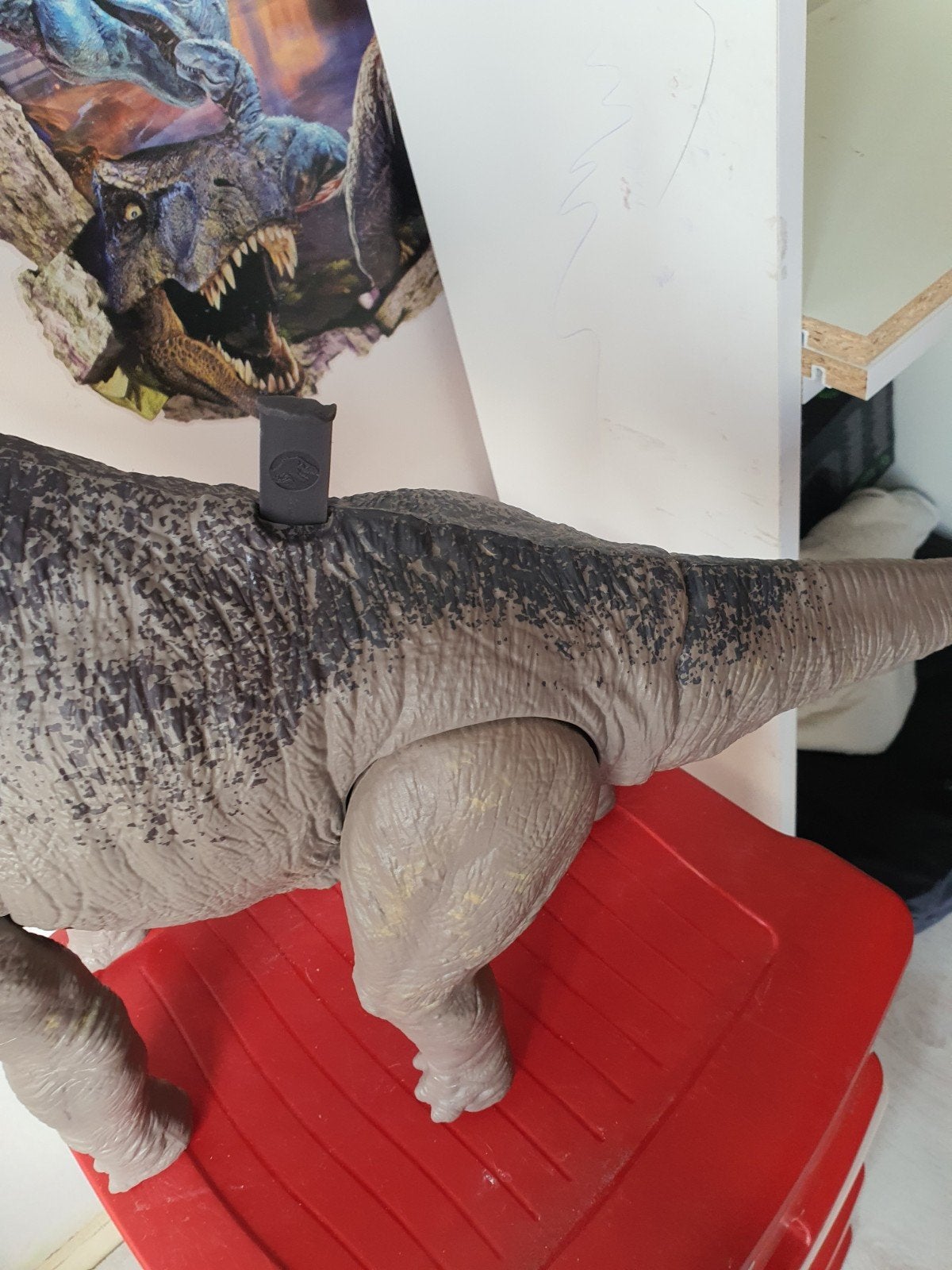 Dino, Ophalen