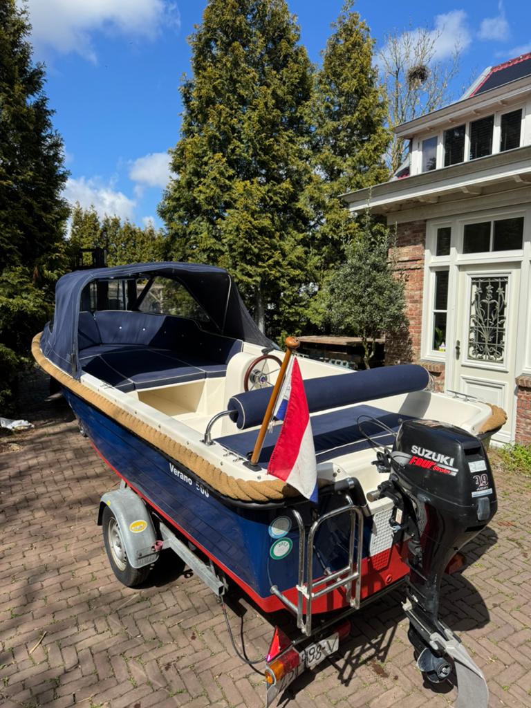 Verano 500 + 9,9pk Suzuki *ZEER NETJES* Luxe kussens Buiskap, Watersport en Boten, Ophalen of Verzenden, Zo goed als nieuw, Buiskap