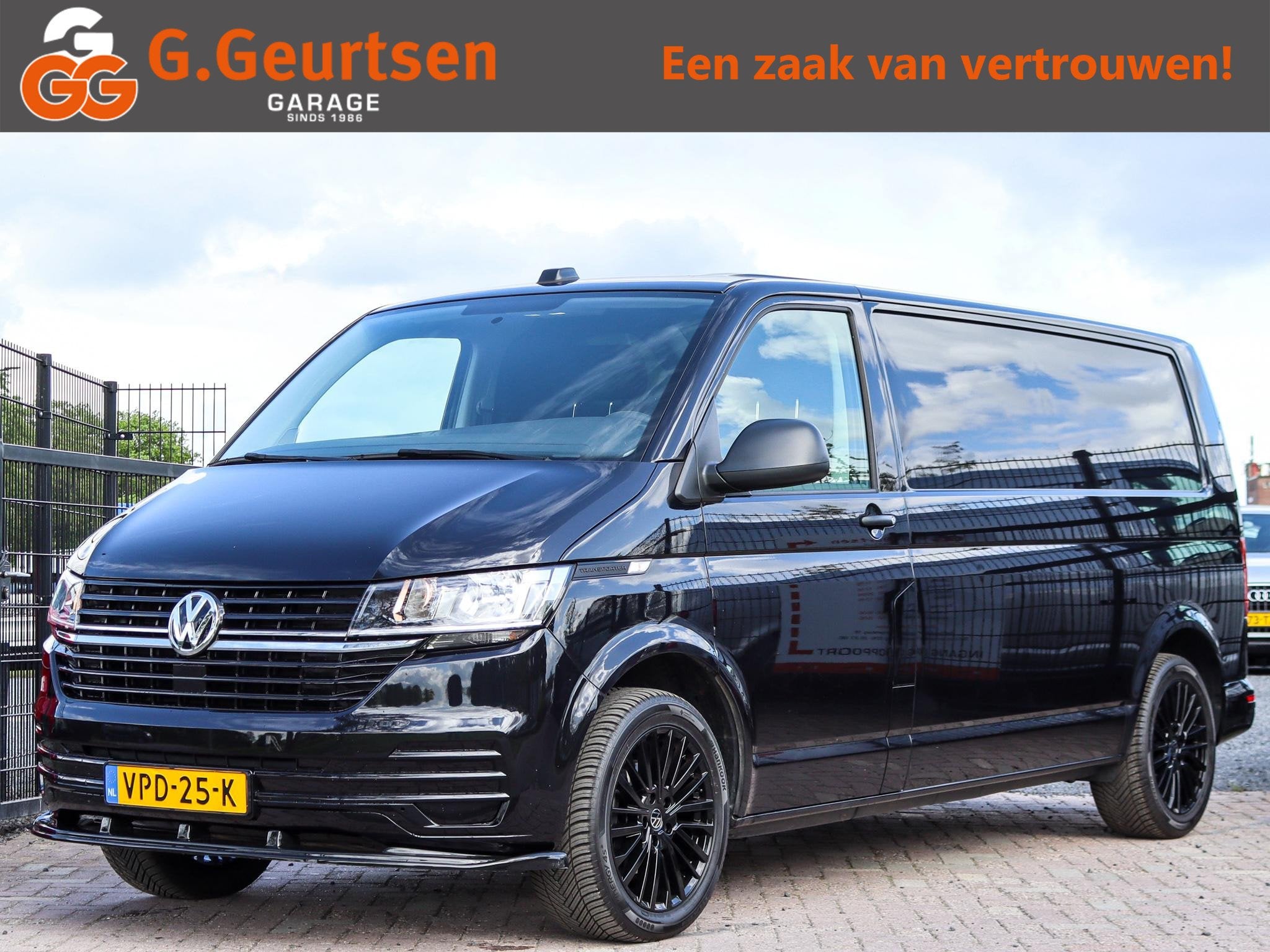 Volkswagen Transporter 2.0 TDI L2H1 110PK, App Connect, Crui, Voorwielaandrijving, 1849 kg, Stof, Gebruikt