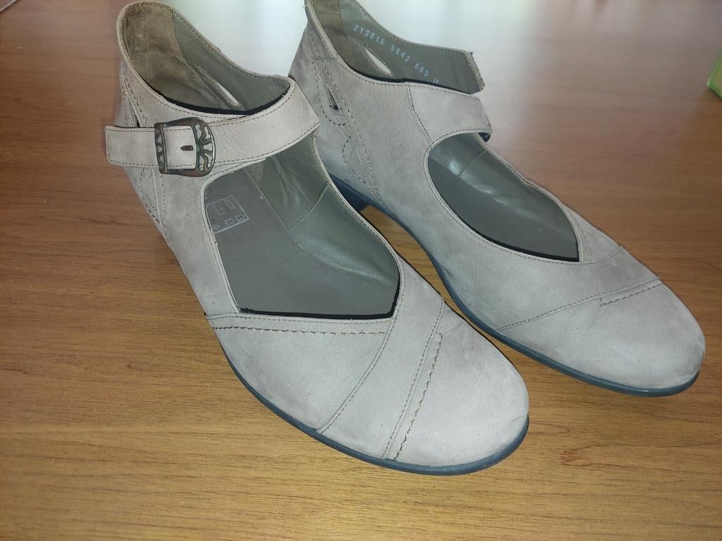 Durea damesschoentje maat 7 H - Comfortabel & Stijlvol, Durea, Schoenen met lage hakken, Beige, Ophalen of Verzenden