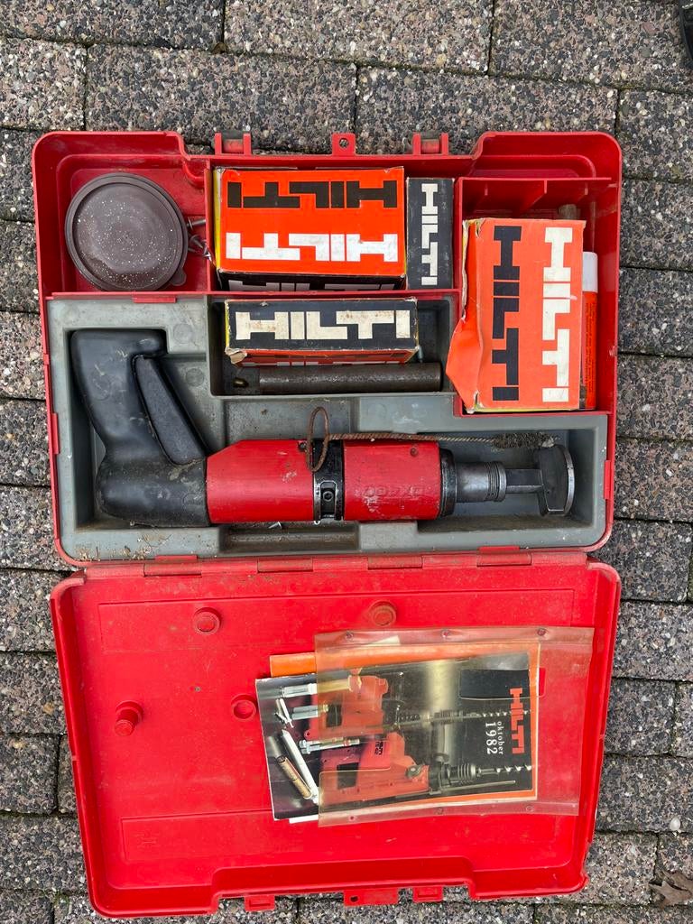 Hilti DX 400 kruit schiethamer in koffer, Ophalen, Gebruikt