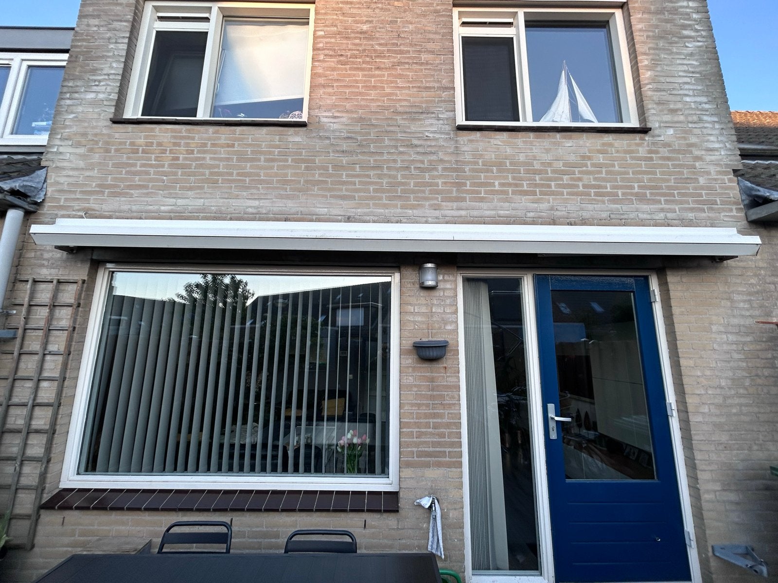 Elektrisch knikarmscherm, rood doek 5 meter, Gebruikt, 450 cm of meer, Elektrisch, Ophalen of Verzenden