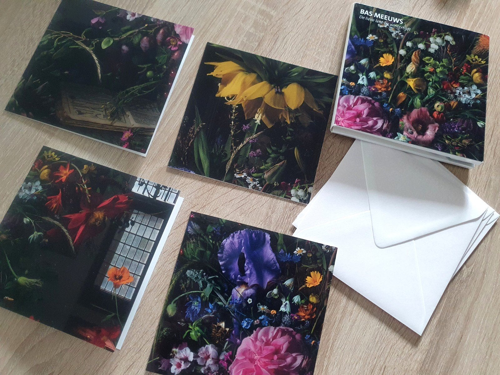 4 kunst kaarten Bas Meeuws Fotografische bloemstillevens, Ophalen of Verzenden, Zo goed als nieuw, Fotografen