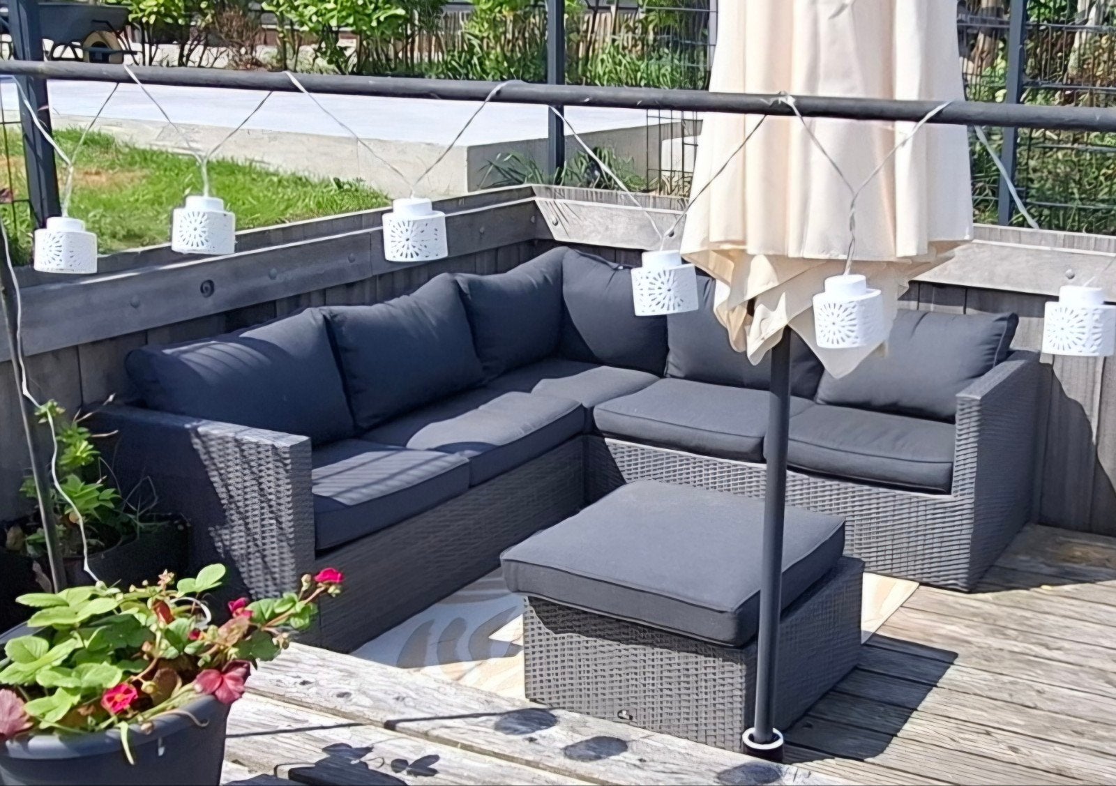 Comfortabele loungeset, grijs met kussens, Ophalen, 5 zitplaatsen, Gebruikt, Bank
