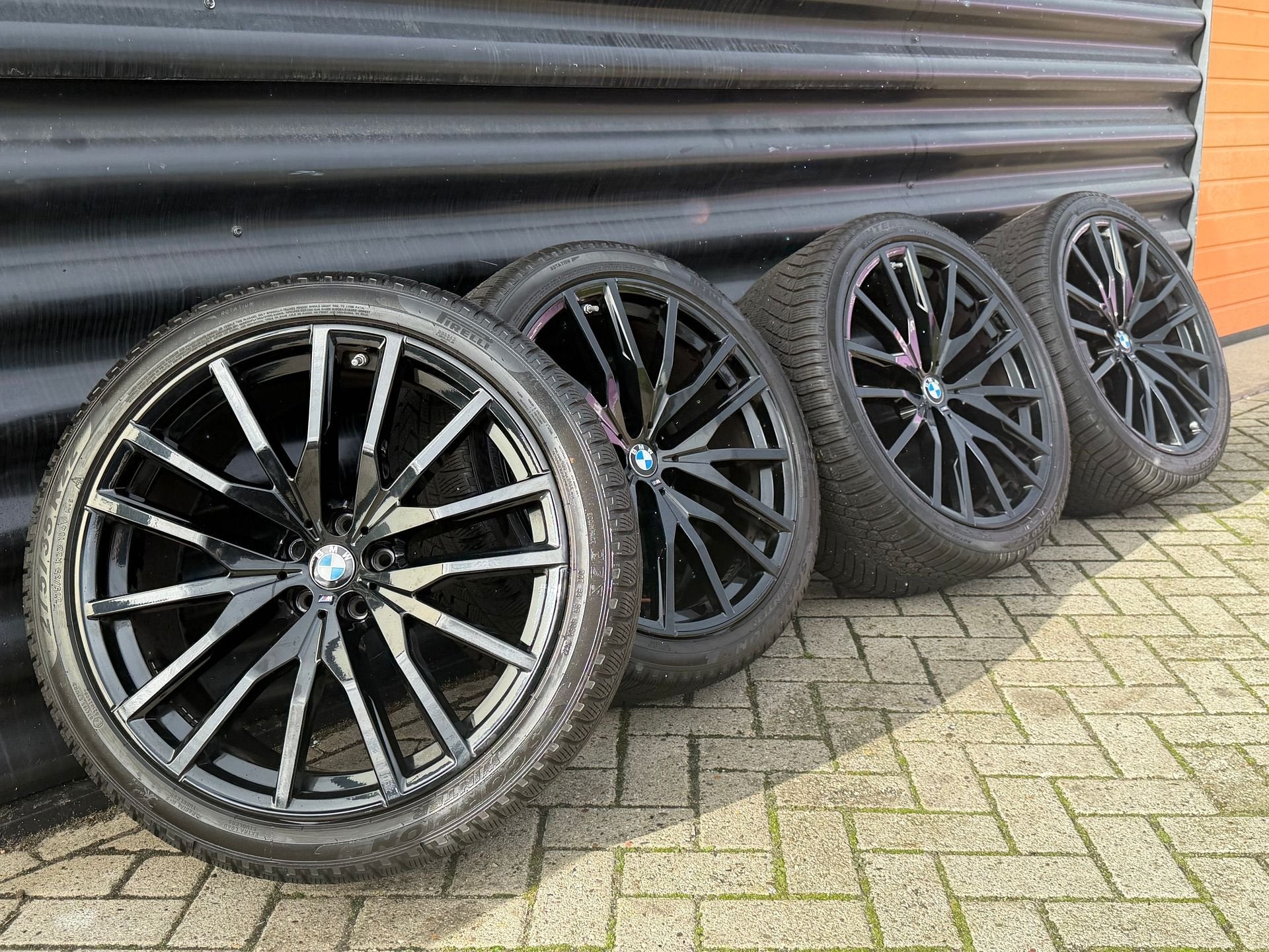 22 Orig 5.0e Bmw styl 742M G05 X5 X6 G06 velgen winterbanden