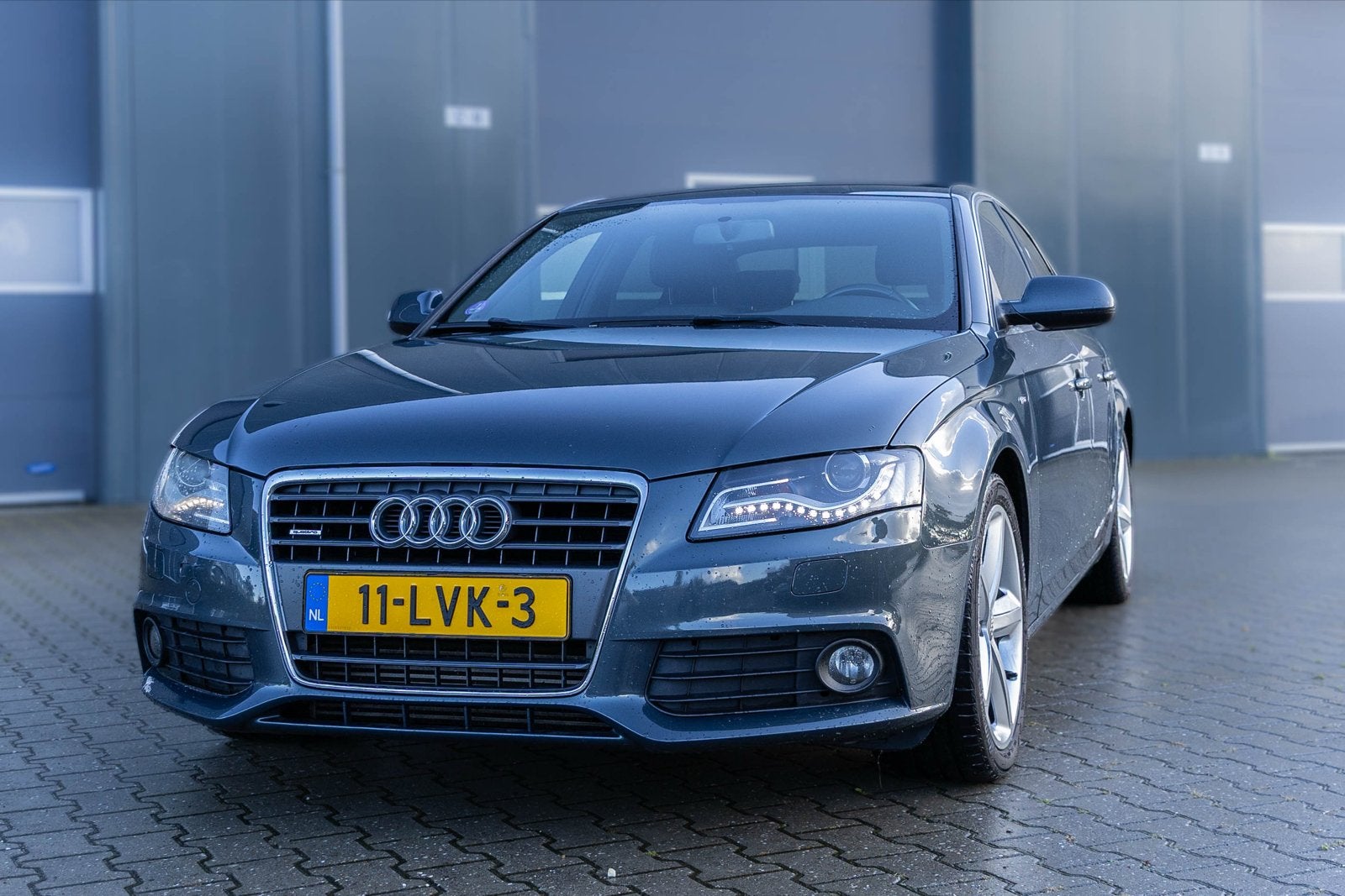 Audi A4 B8 2.0 Tfsi 155KW Quattro S-tronic S line 2010 Grijs, Auto's, Zwart, 4 cilinders, 1984 cc, Origineel Nederlands
