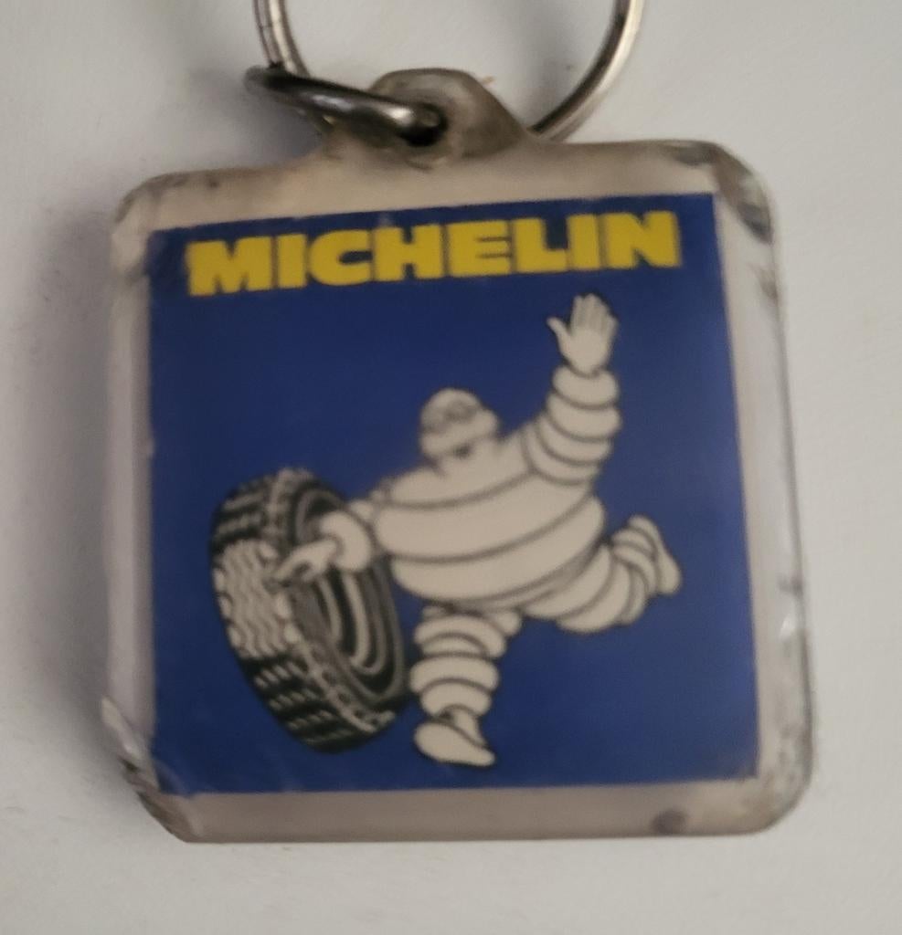 Vintage Michelin Sleutelhanger met Bibendum Figuur, Verzamelen, Sleutelhangers, Gebruikt, Merk, Ophalen of Verzenden