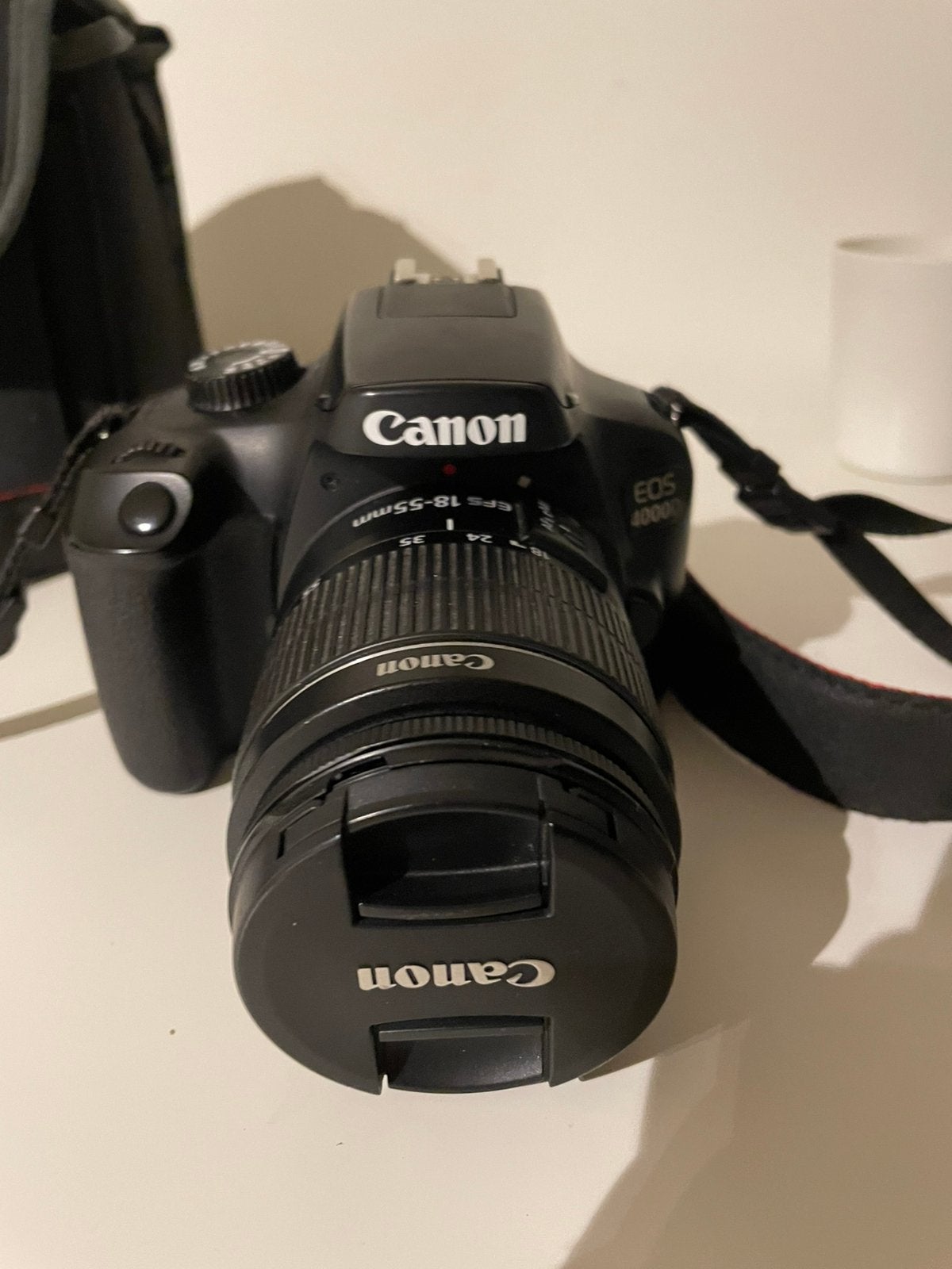 Canon eos 4000d, Ophalen of Verzenden, Zo goed als nieuw, Canon, Geen optische zoom