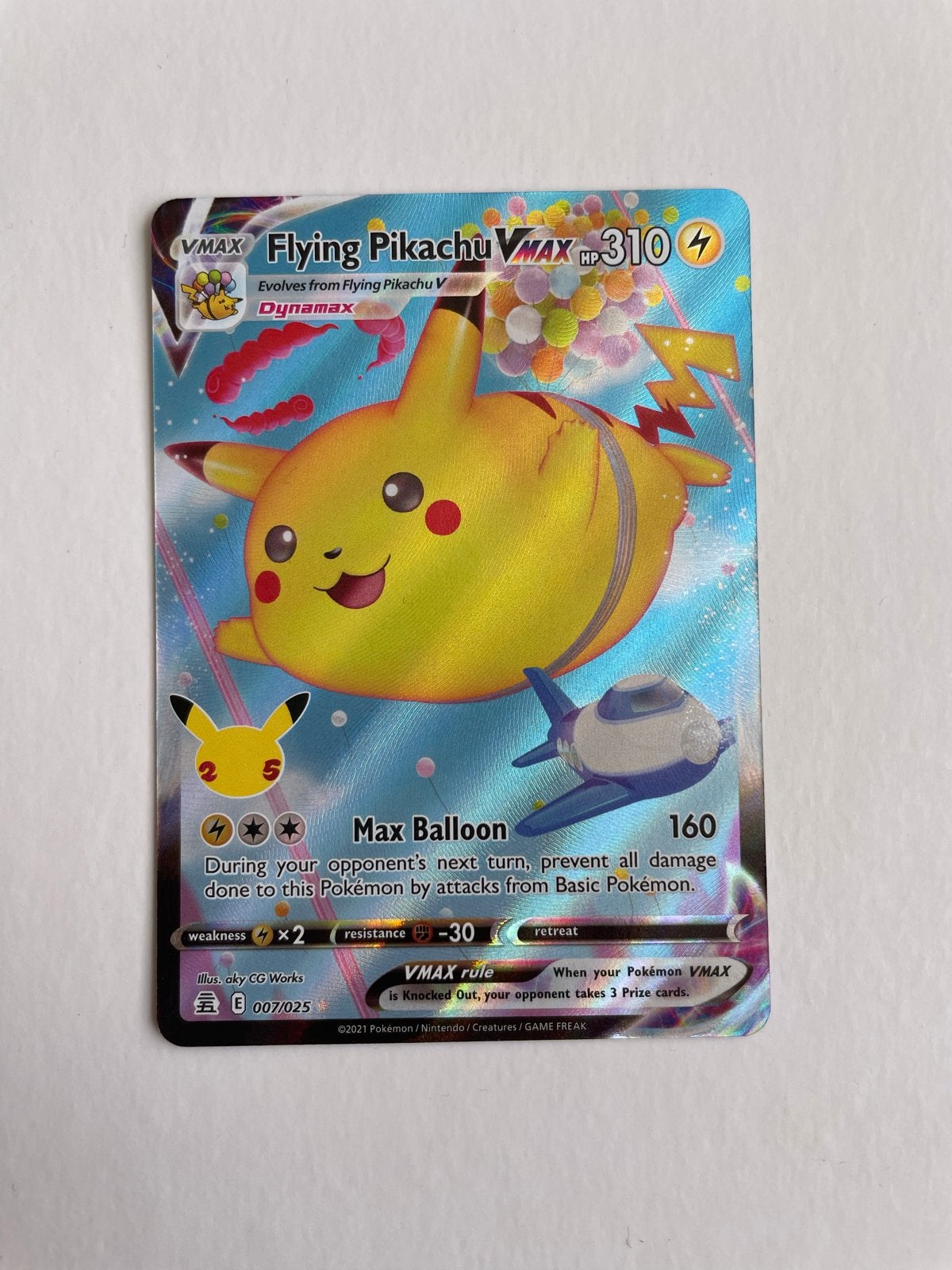 Flying Pikachu VMAX 007/025 Celebrations Ultra Rare NM, Ophalen of Verzenden, Zo goed als nieuw, Losse kaart, Foil