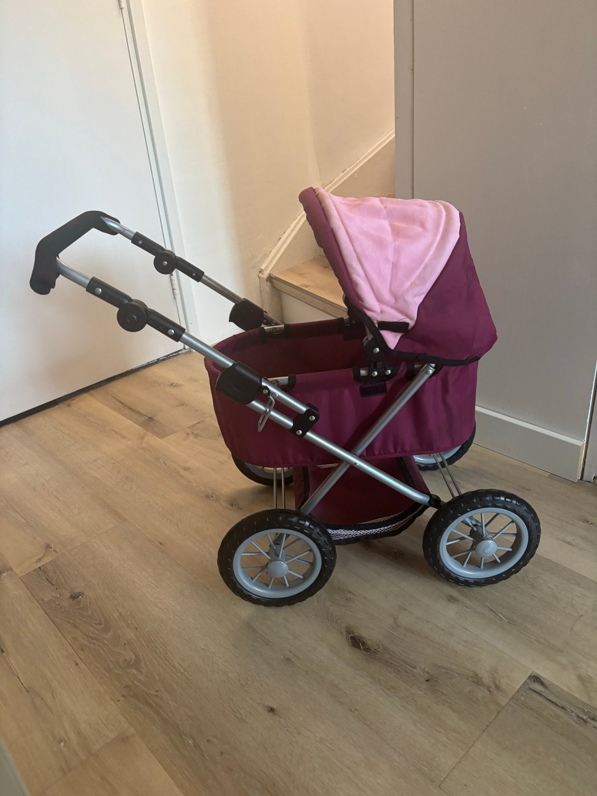 Poppenwagen - roze/paars, Ophalen, Gebruikt, Overige typen