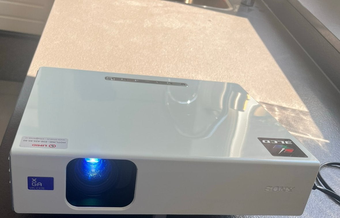 Sony VPL-CX70 Projector, Audio, Tv en Foto, Beamers, Ophalen, Gebruikt, LCD, Sony