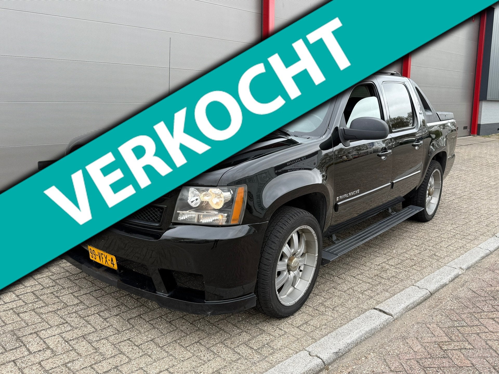 Chevrolet USA Avalanche 5.3 V8 4WD tekst lezen!, Auto's, Chevrolet, Automaat, 2625 kg, Gebruikt, 324 pk