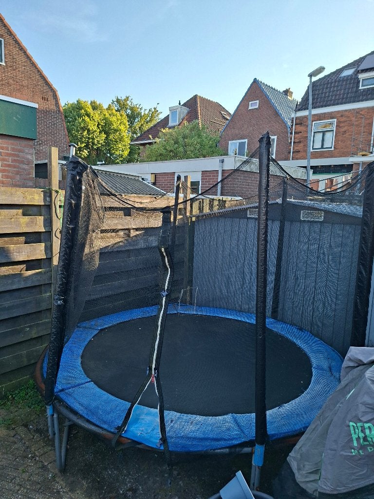 Trampoline, Ophalen, Gebruikt