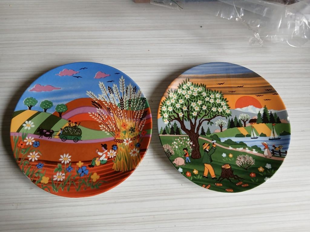 2 Mooie decoratieve bordjes van Barbara Furstenhofer, Ophalen of Verzenden, Zo goed als nieuw