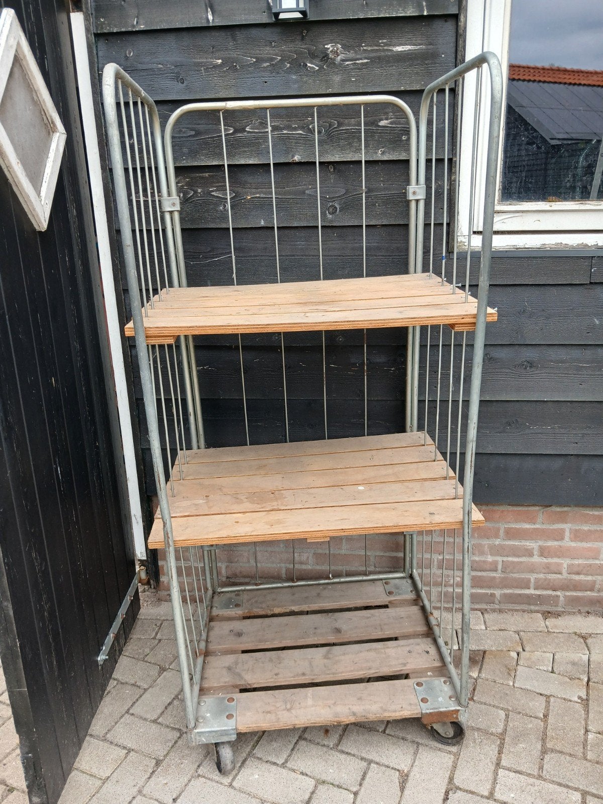 Emballage stelling, Ophalen